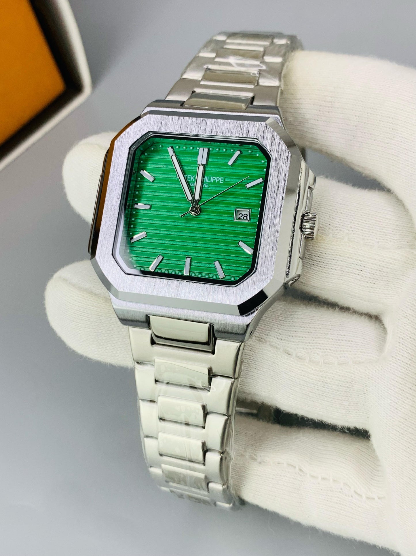 Patek Philippe Cubitus